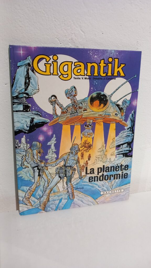 LA PLANÈTE ENDORMIE - GIGANTIK TOME 4