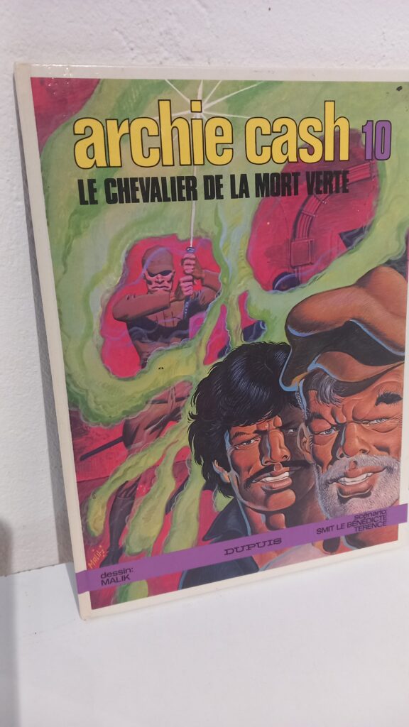 LE CHEVALIER DE LA MORT VERTE - ARCHIE CASH TOME 10